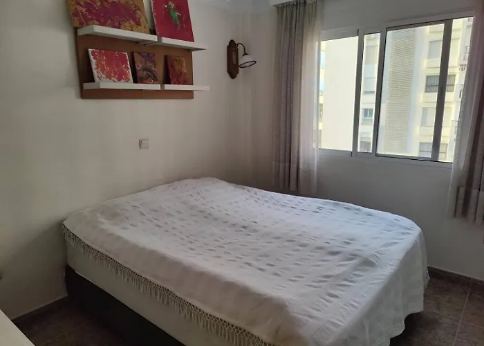 3 Bedroom By The Line, Porlamar Apartment Fuengirola